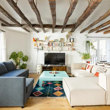 Luxurious 2 Bedroom Canal Saint Martin Saint Lazare Apartment