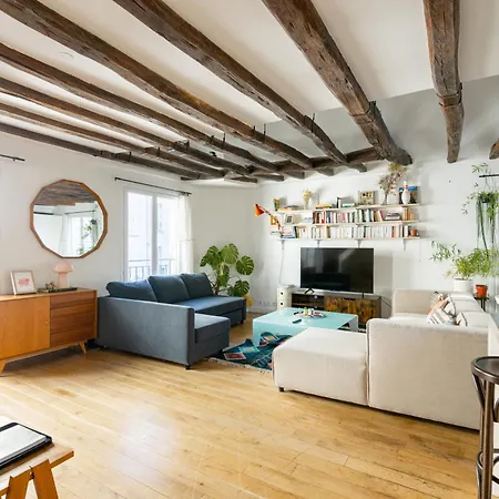 Luxurious 2 Bedroom Canal Saint Martin Saint Lazare Apartment *