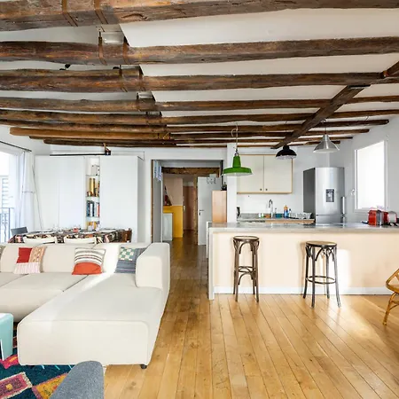 Luxurious 2 Bedroom Canal Saint Martin Saint Lazare * Parigi